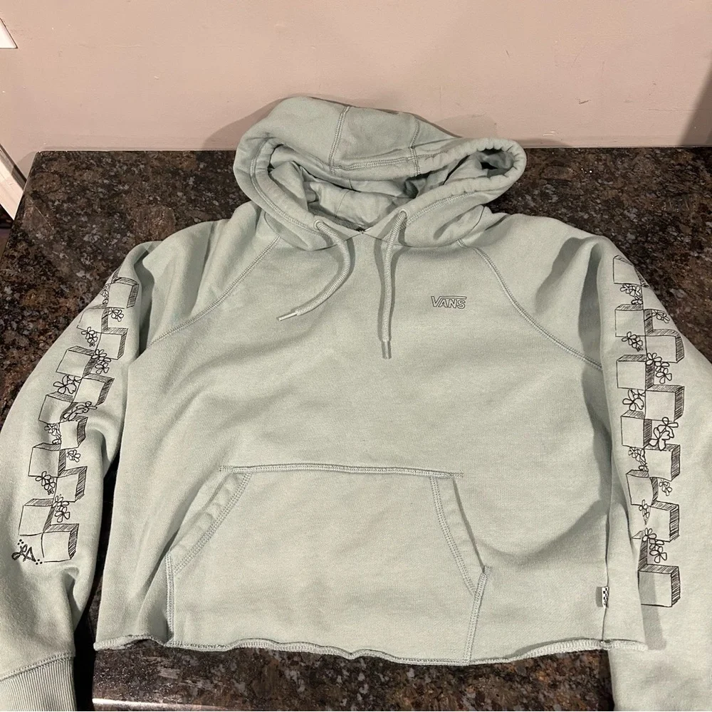 Vans Lizzie Armanto Heart Crop Versa Standard Hoodie Sweatshirt Medium Women's